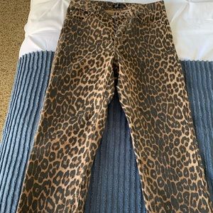 Zara cheetah print high waisted jeans Size 6